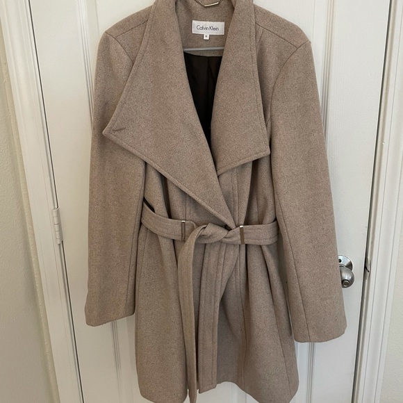 Calvin Klein Jackets & Blazers - Like New Beautiful Calvin Klein Belted Coat